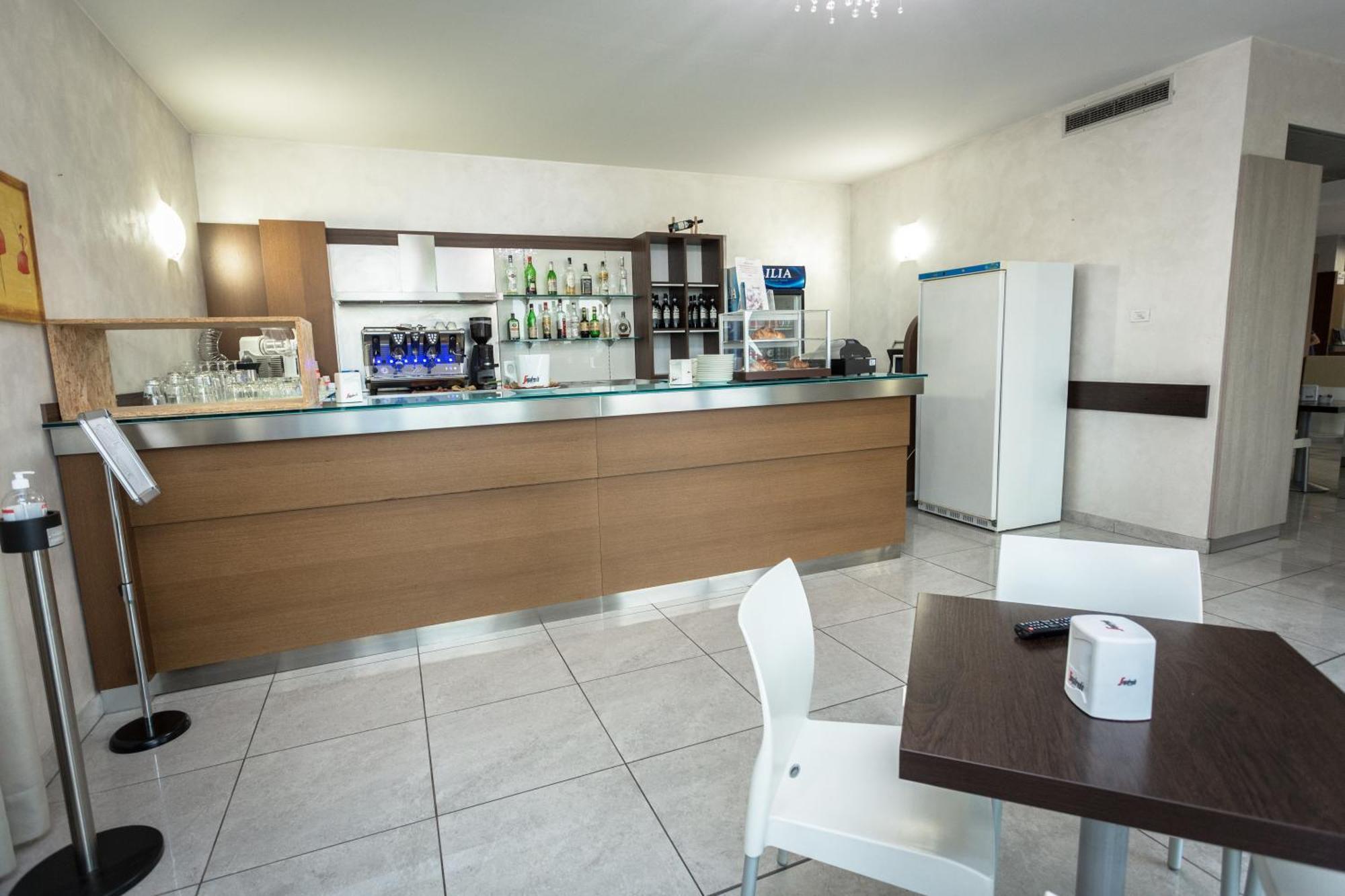 Hotel Don Camillo Brescello Dış mekan fotoğraf