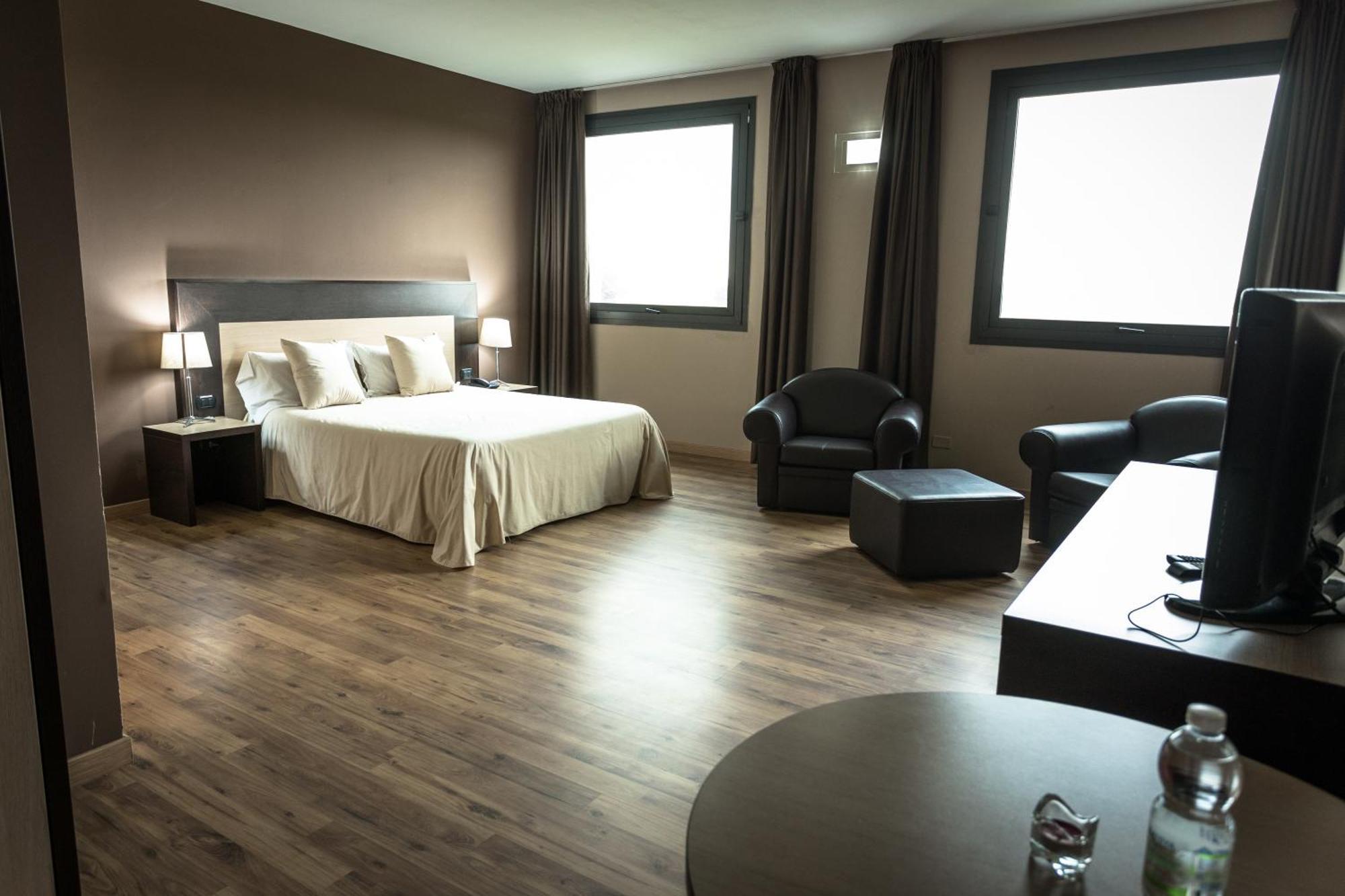 Hotel Don Camillo Brescello Dış mekan fotoğraf