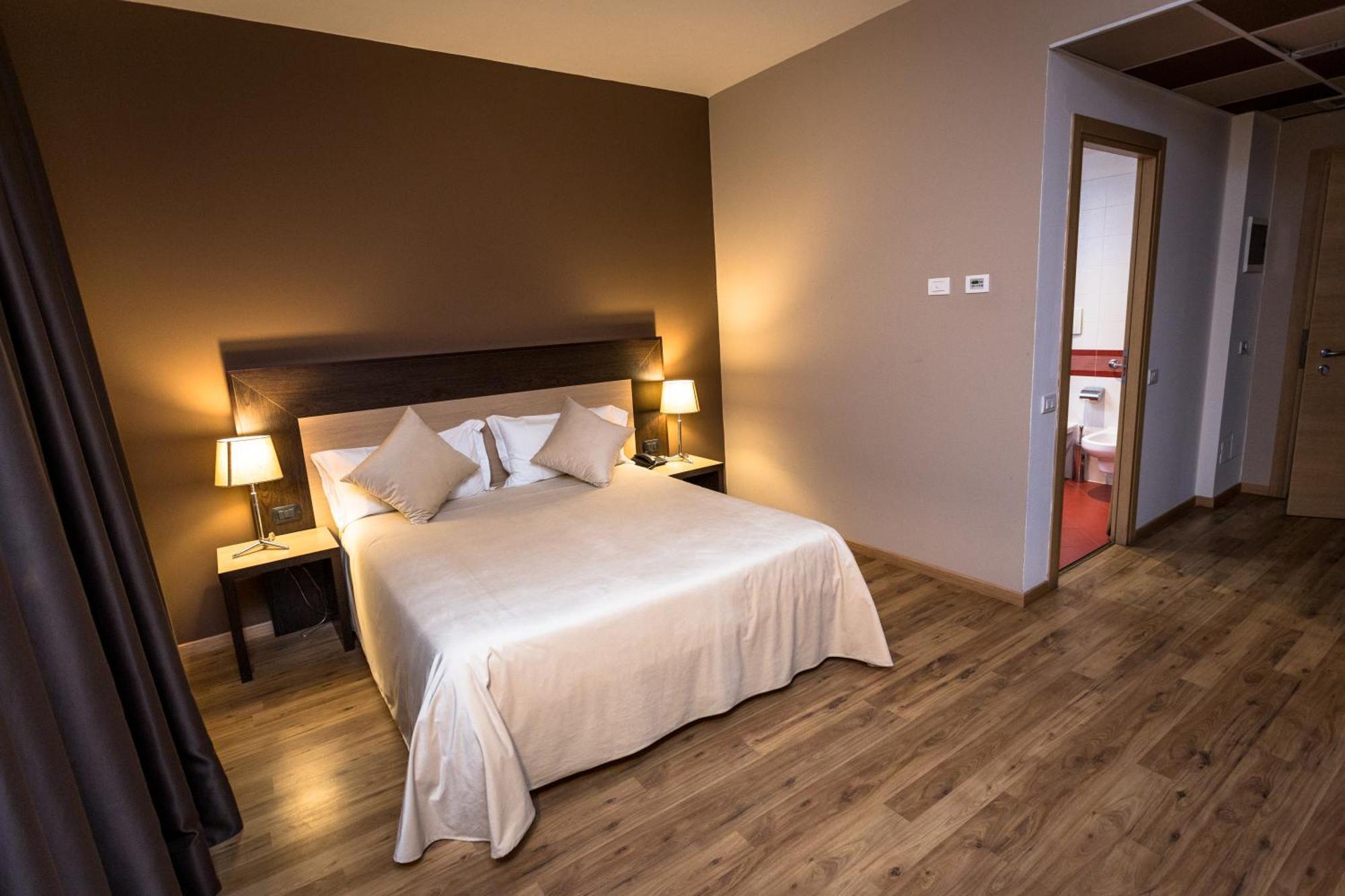 Hotel Don Camillo Brescello Dış mekan fotoğraf
