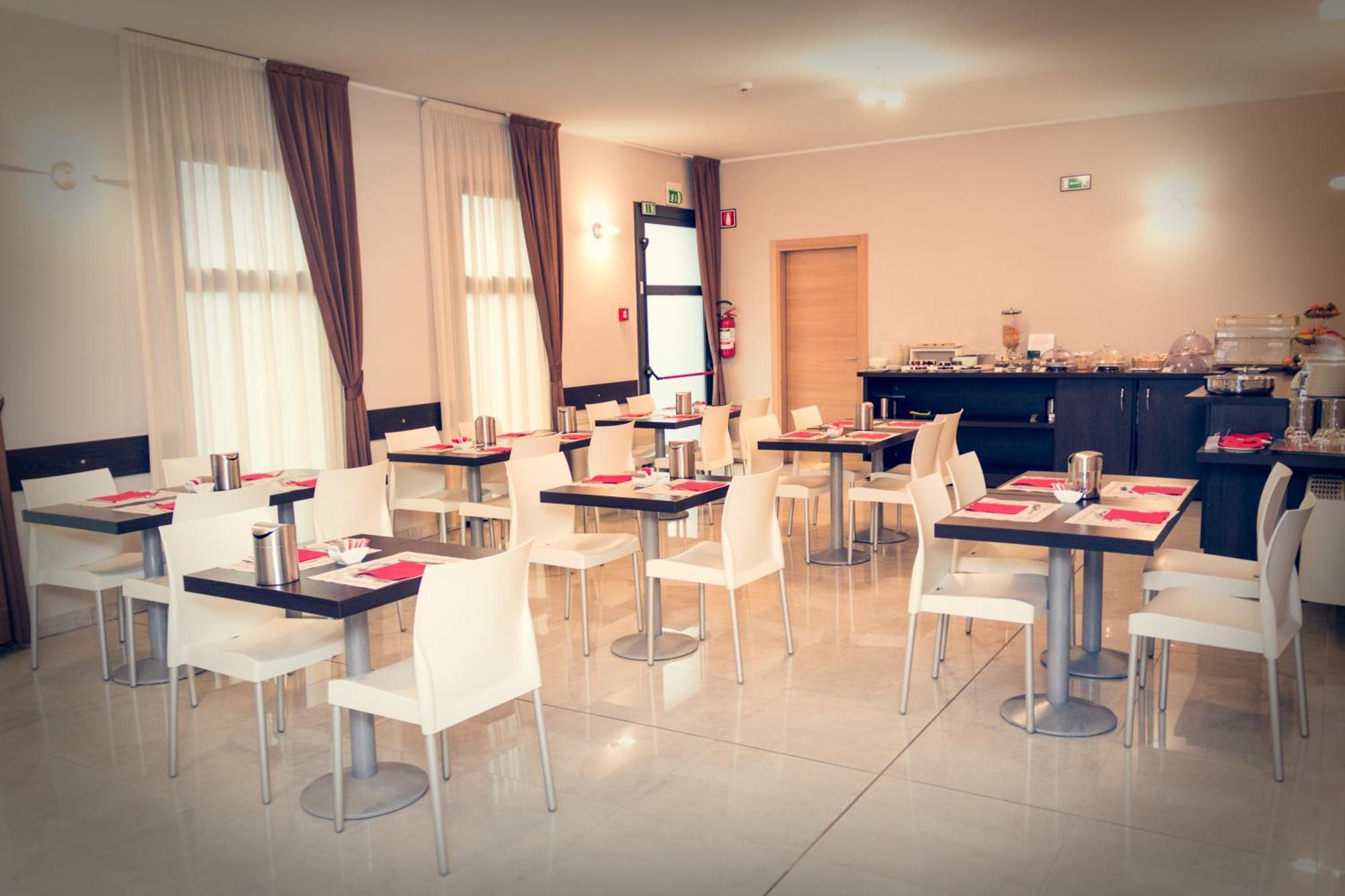Hotel Don Camillo Brescello Dış mekan fotoğraf