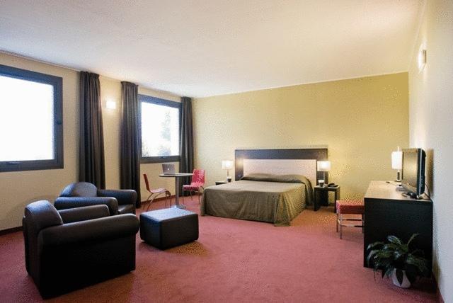 Hotel Don Camillo Brescello Oda fotoğraf