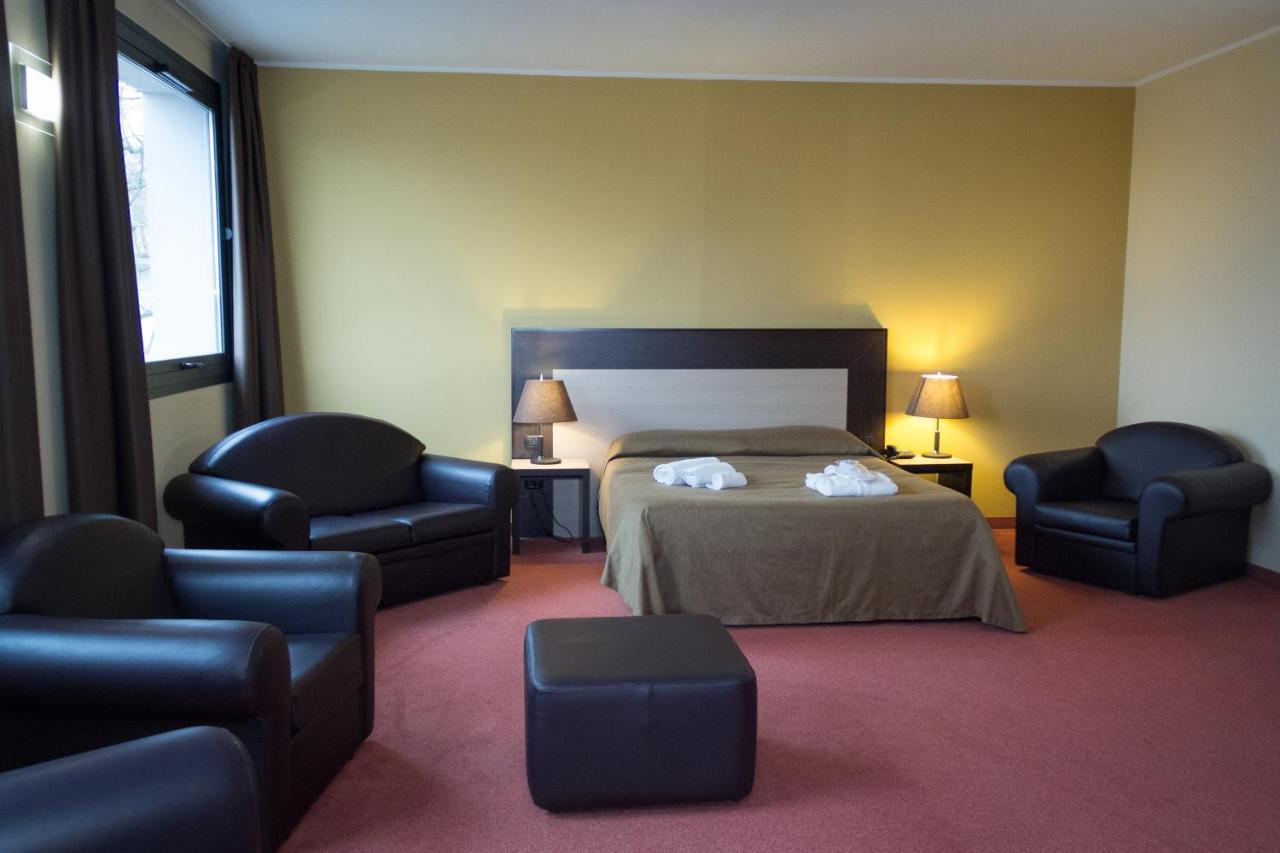 Hotel Don Camillo Brescello Dış mekan fotoğraf