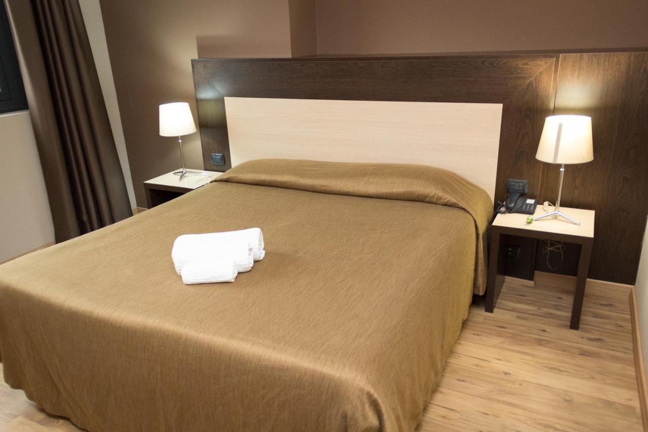 Hotel Don Camillo Brescello Dış mekan fotoğraf